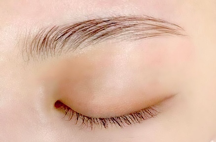 アイブロウスタイリング